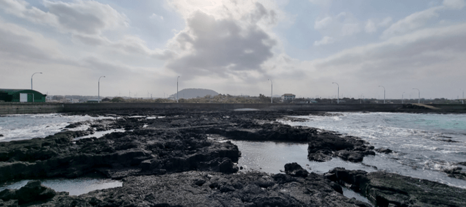 제주도의 바다는 인천의 바다와는 사뭇 다르다.